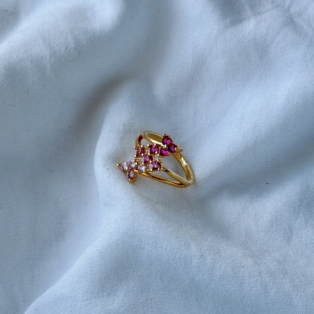 Snowflakes Zirconia Ring - Gold Plated - Pink Zirconia - Size 6